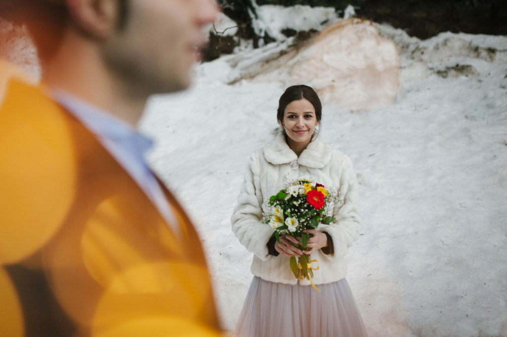 winter engagement session
