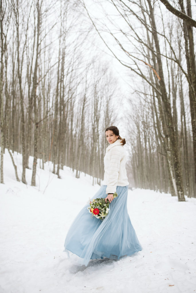 engagement session invernale sulla neve