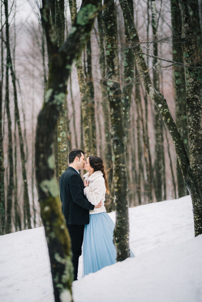 winter engagement session