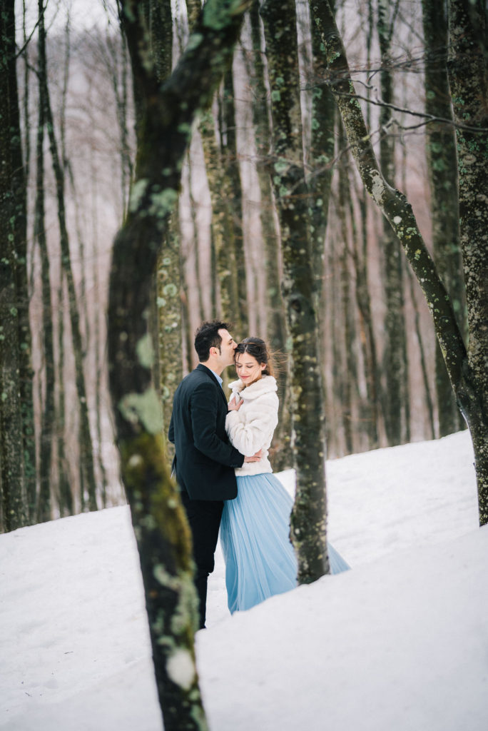 winter engagement session