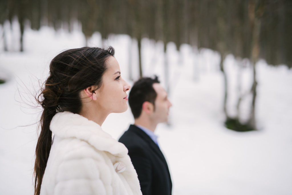 winter engagement session