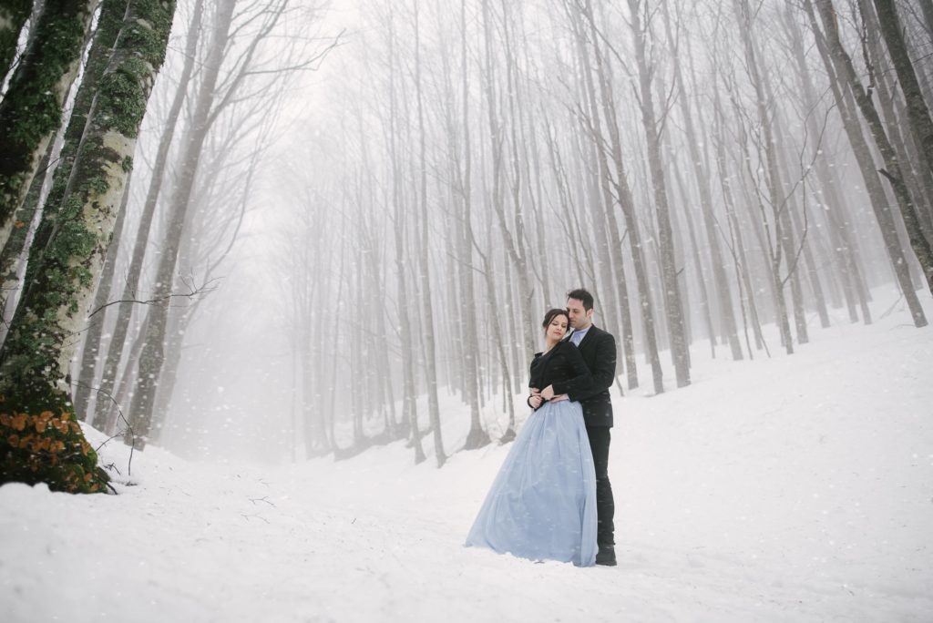 engagement session sulla neve