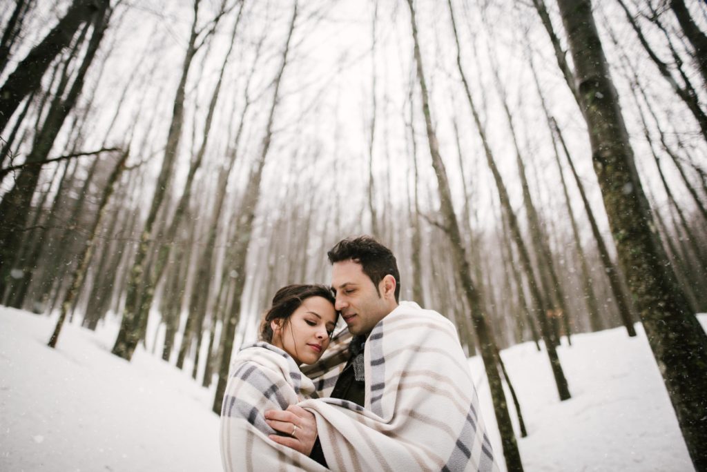 winter engagement session